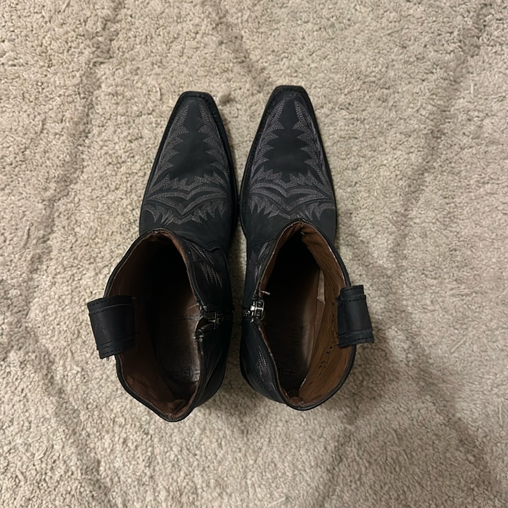 Circle G western short booties